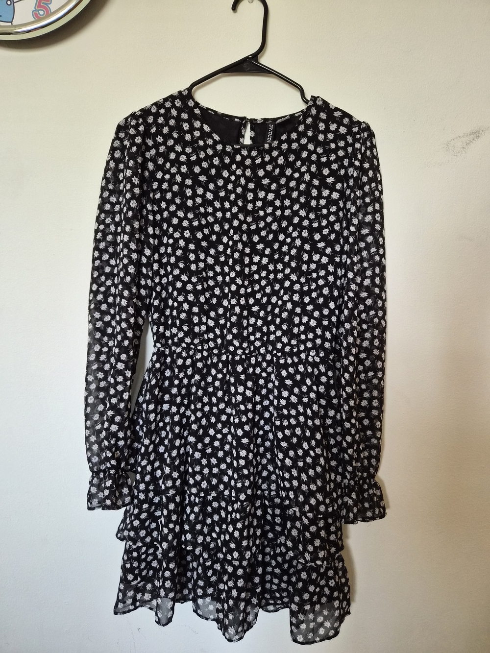 Black & White Floral Tiered Long-Sleeve Kids Dress